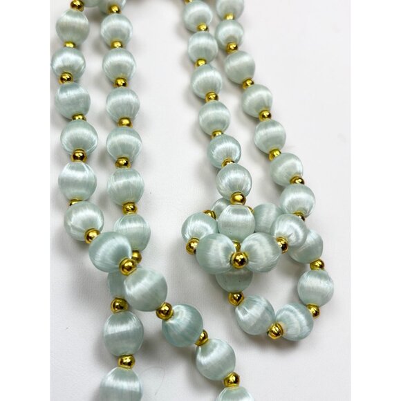 Vintage Style Light mint green Satin threaded Bead Necklace With Gold Accents Do - Picture 4 of 5